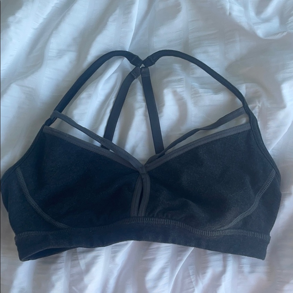 Sports bra